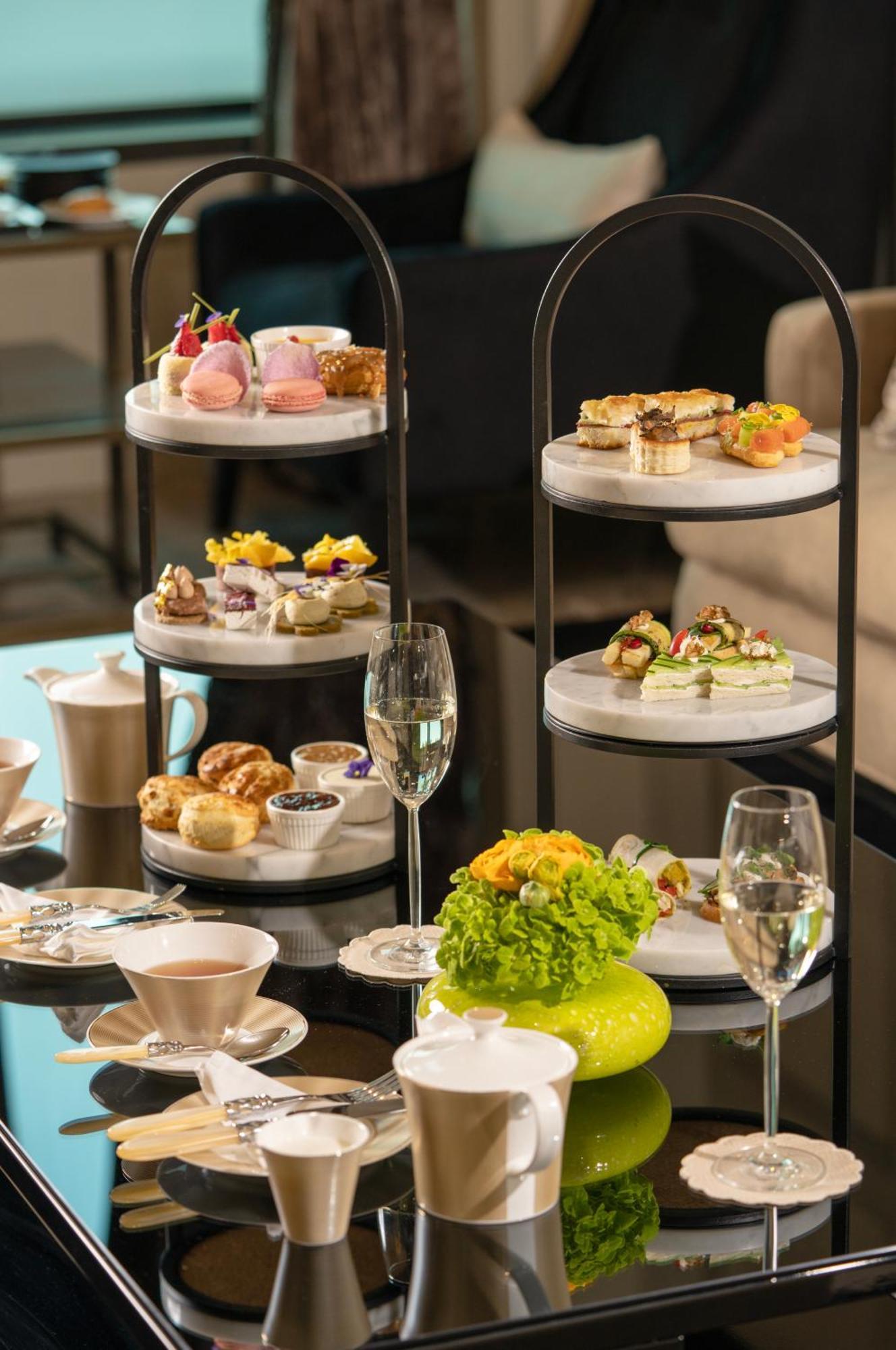 Fairmont リヤード エクステリア 写真 Afternoon tea at the Mandarin Oriental, Munich
