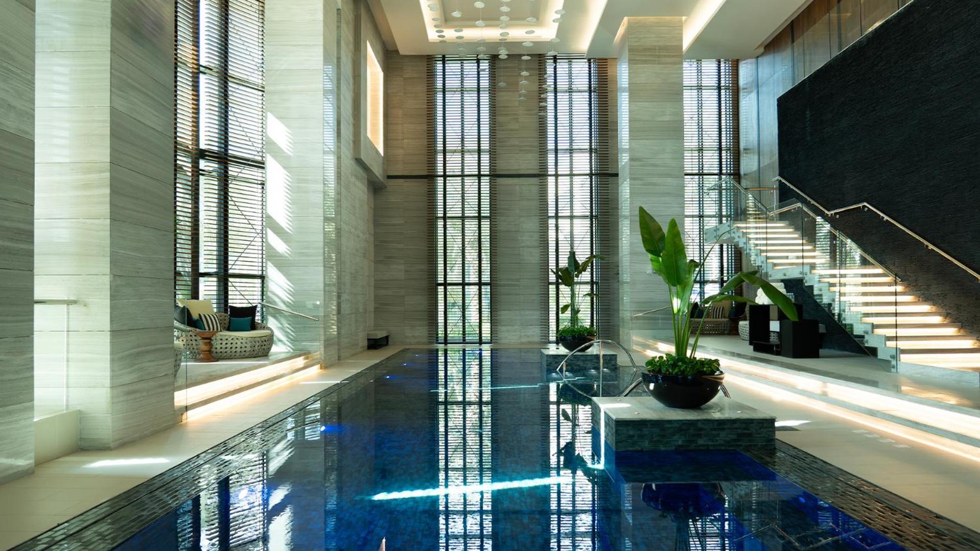 Fairmont リヤード エクステリア 写真 The swimming pool at the 101 Park Place